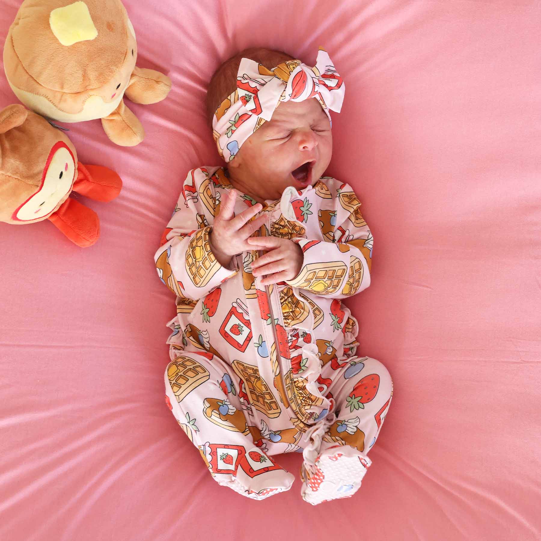 Sweet Stacks Ruffle Zipper Footie | Pink