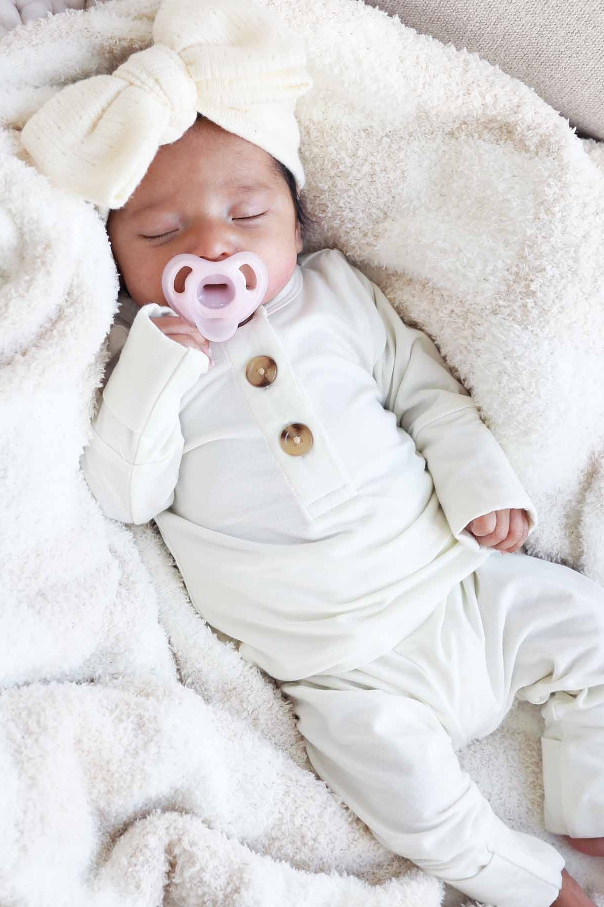 Large Knit Bow